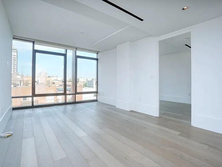 429 Kent Ave #807 — Photo 3