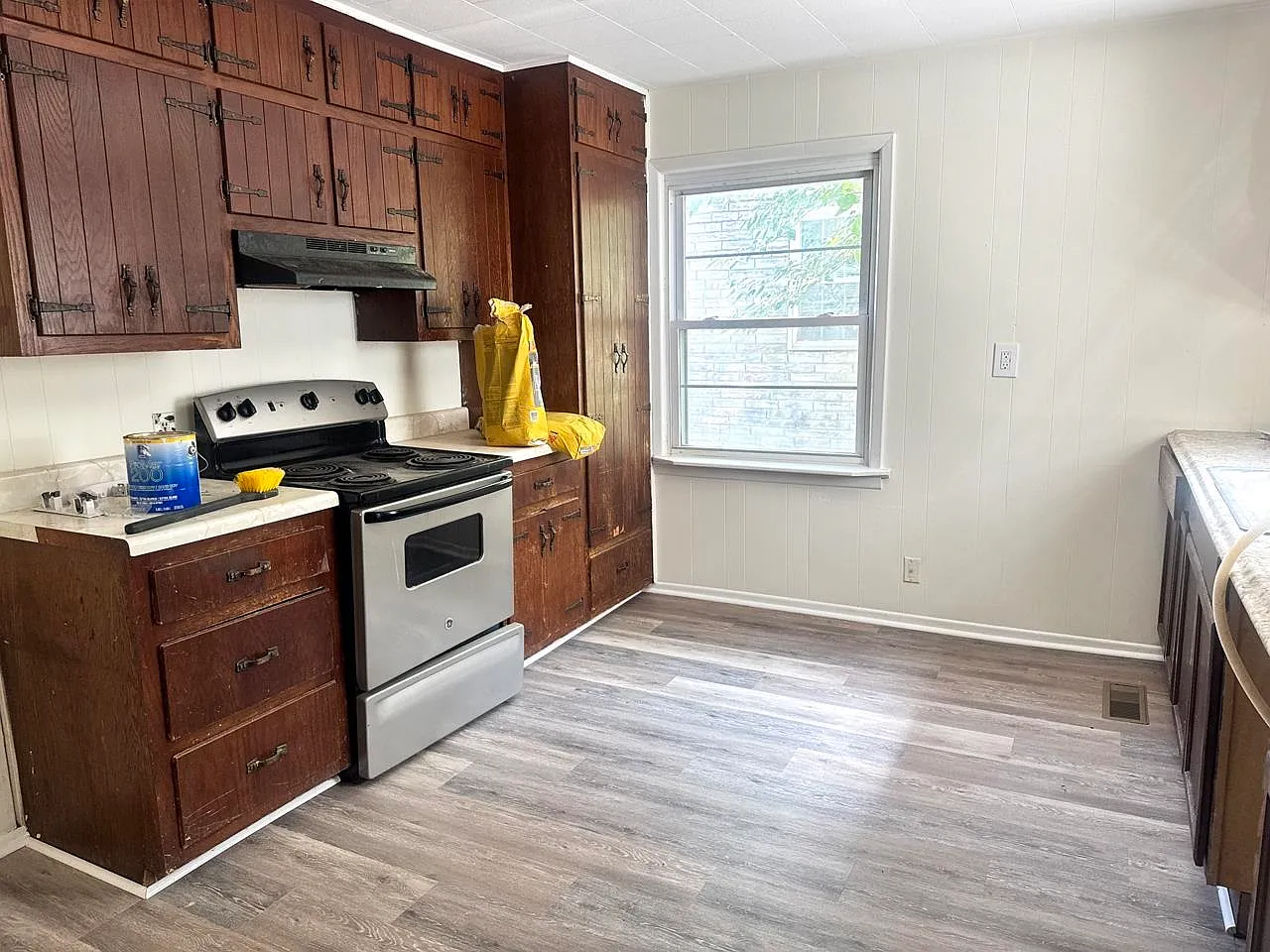 4 bed, 1192 sqft, $1,295 — Photo 3