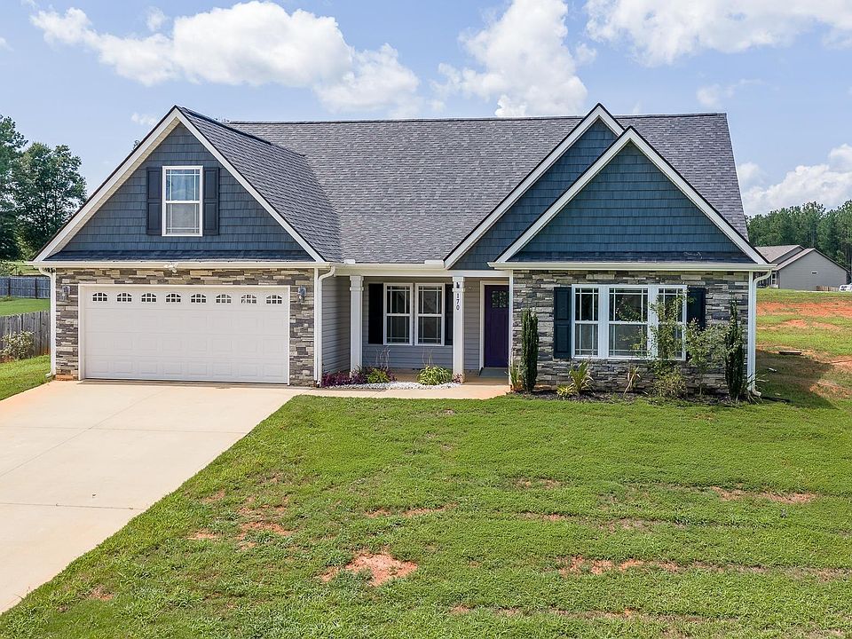1st image of 170 Fruitridge Trl