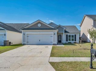 61 Chapel Lake N, Savannah, GA 31419