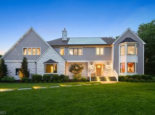 8 Olde Greenhouse Ln, Madison, NJ 07940