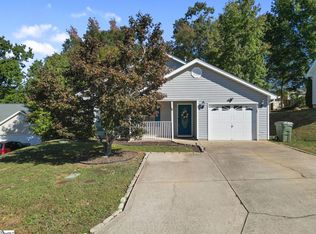 6 Stetson Ct, Mauldin, SC 29662