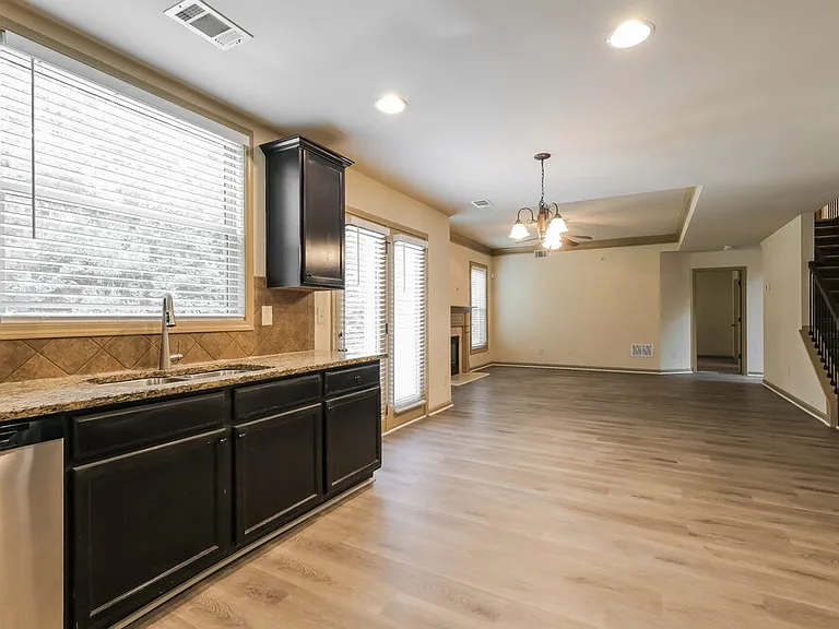 1828 Bridle Rd — Photo 10