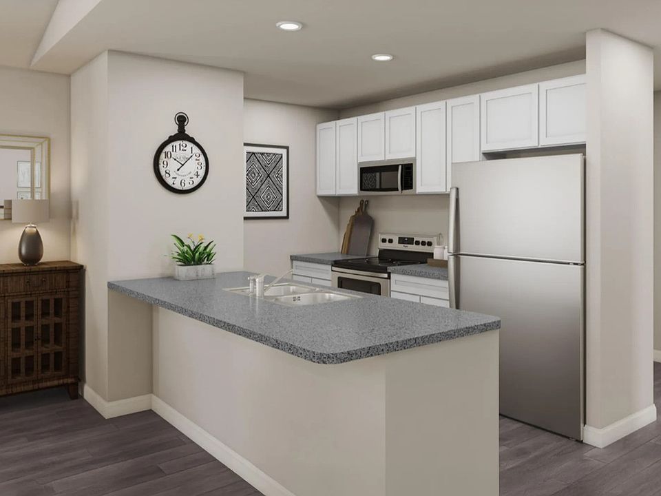 2nd image of 2046 Falcon Dr