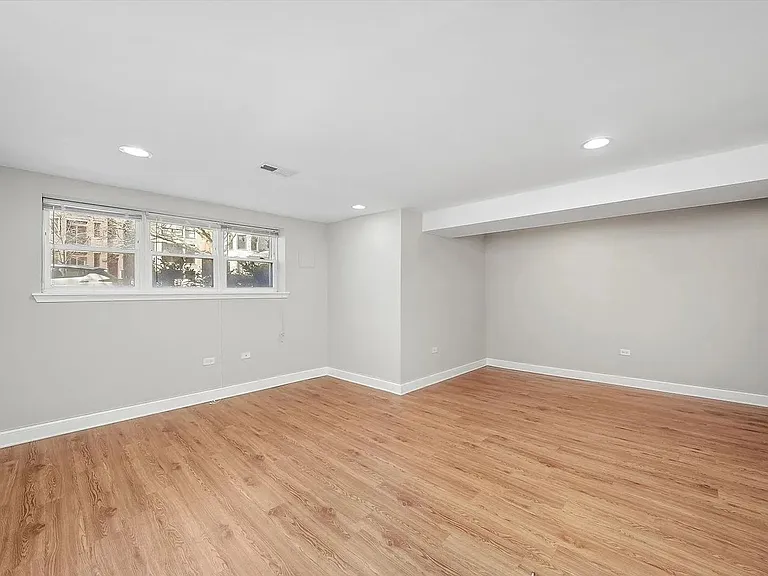4145 S Michigan Ave #1 — Photo 3