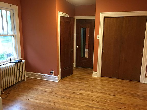 2nd image of 785 N Marion St