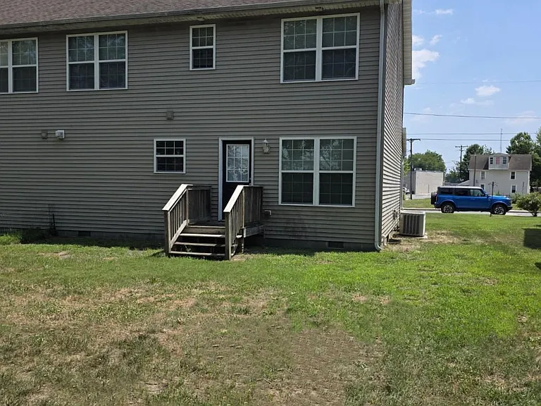 11 Ward St — Photo 24