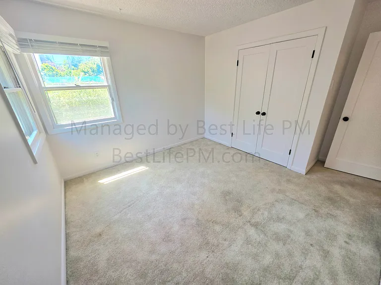 4526 NE 77th Ave — Photo 21