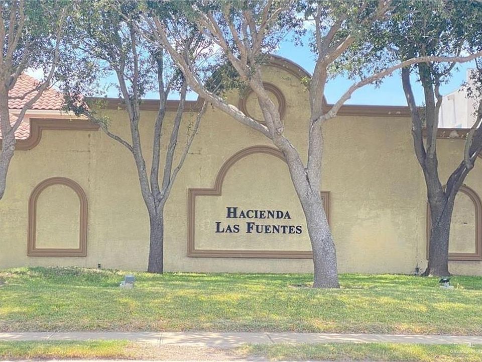 2nd image of 3705 Danubio Dr