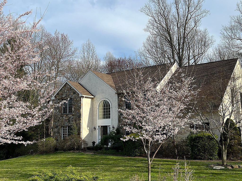 1413 Hampton Dr, Downingtown, PA 19335 Zillow