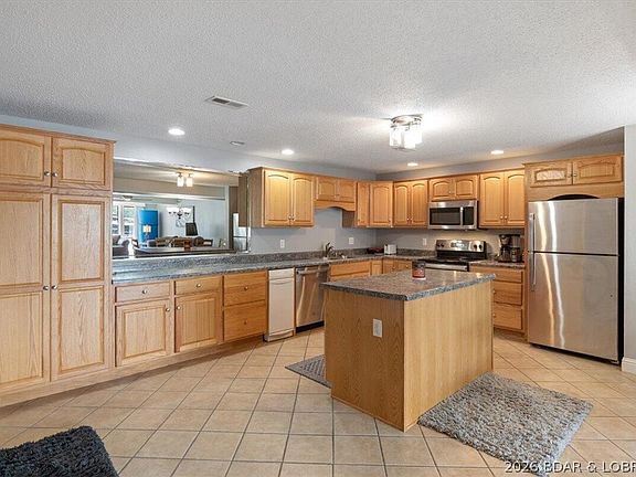4th image of 783 Winn Rd #5B