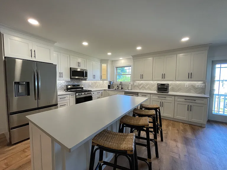 404 Boston Ave — Photo 5