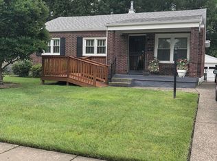 4202 Saint Francis Ln, Louisville, KY