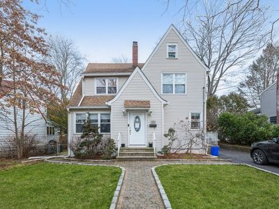 39 Park Ave, Cresskill, NJ, 07626