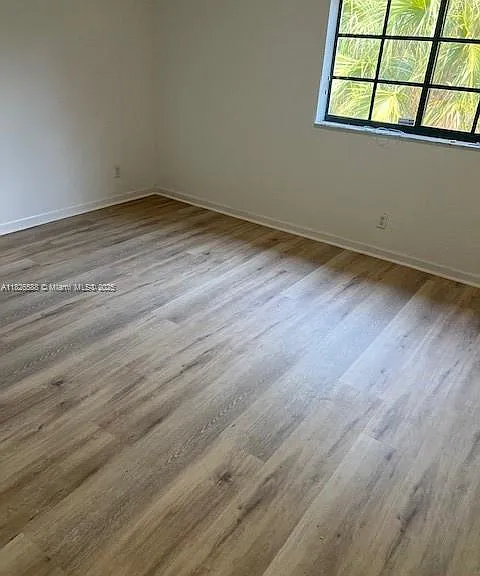 4277 Vineyard Cir — Photo 5