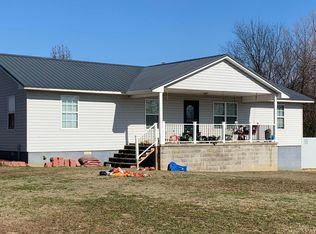 87 Jackson St, Phil Campbell, AL 35581