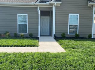 620 Old Salem Rd #B, Murfreesboro, TN 37129