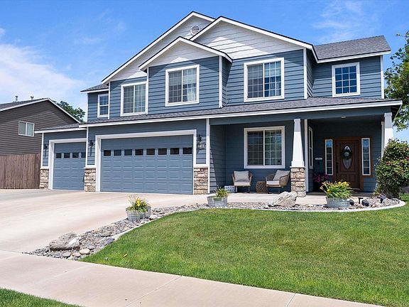 3rd image of 4411 Antigua Dr