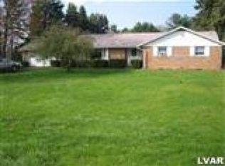 1129 Butztown Rd, Bethlehem, PA 18017