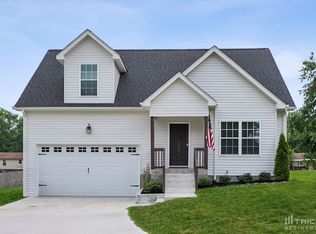 102 Canyon Dr, Clarksville, TN 37042