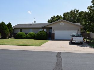 2043 Metro Ln, Hays, KS 67601