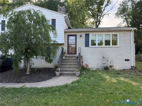7416 Oak Ridge St, Henrico, VA 23294