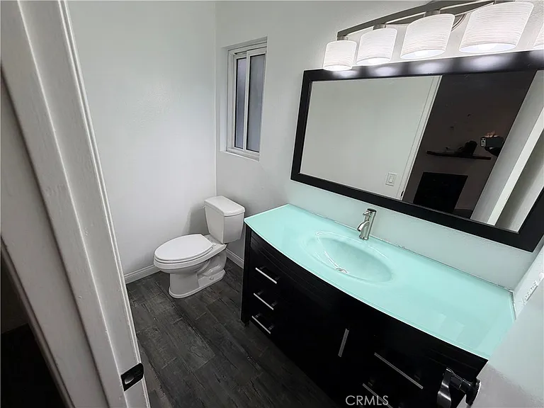 18333 Hatteras St #62 — Photo 8