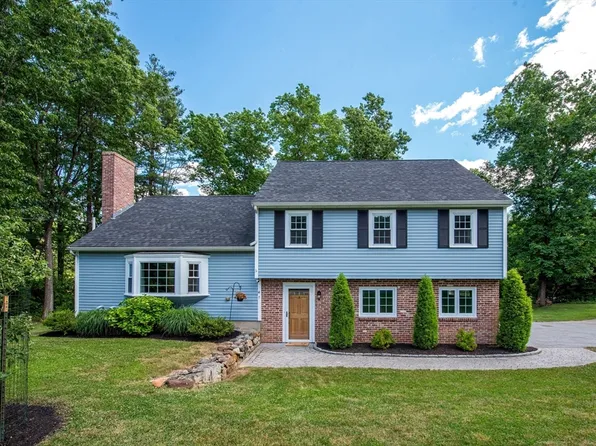 41 Woodcrest Rd, Boxford, MA 01921
