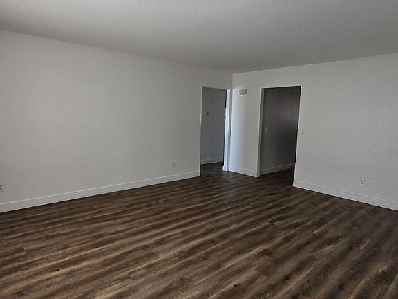 3rd image of 4429 N 53RD Lane
