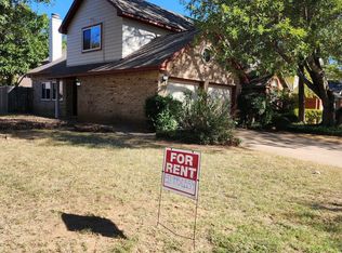 5901 Polo Club Dr, Arlington, TX 76017