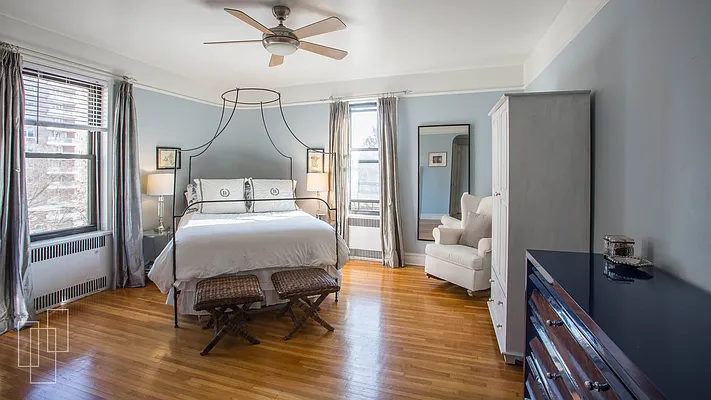 Sold by Garfield Realty  | media 15