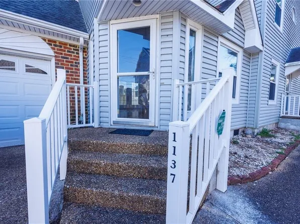 1137 S Birdneck Rd, Virginia Beach, VA 23451