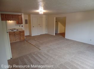 1529 E Foxcliff Dr S, Martinsville, IN 46151