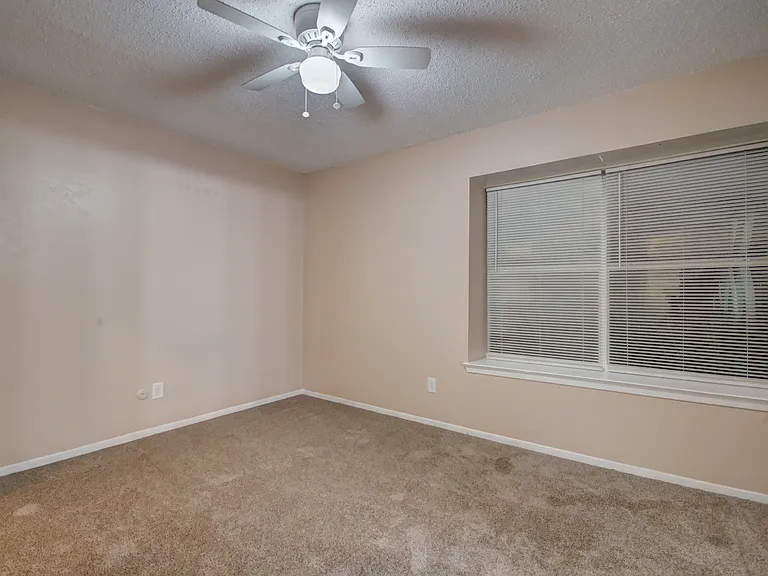 3319 Crites St #203 — Photo 11