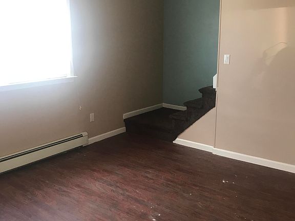 4th image of 489 N Gannon Ave #B