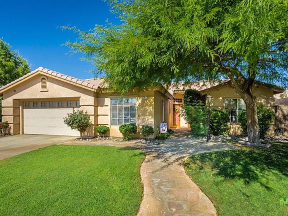 3rd image of 45415 Sunbrook Ln
