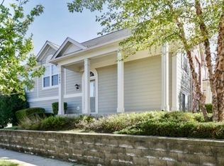 2485 Emily Ln, Elgin, IL 60124