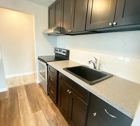 4th image of 1104 Pacific Ave APT 201