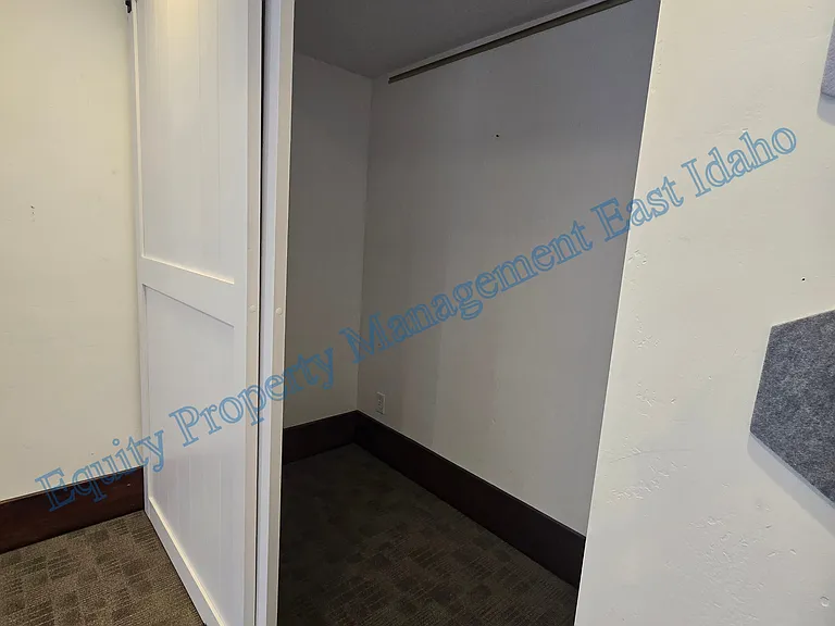 123 N Main St #13 — Photo 1
