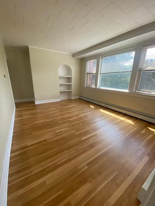 2 bed, 1100 sqft, $1,950 — Photo 3