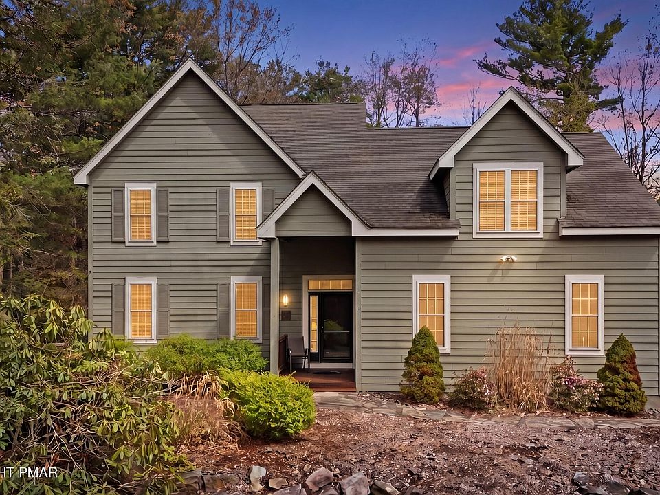 1st image of 493 Brookside Dr