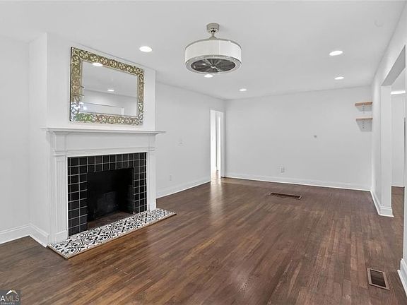 4th image of 1311 Bernard St NW