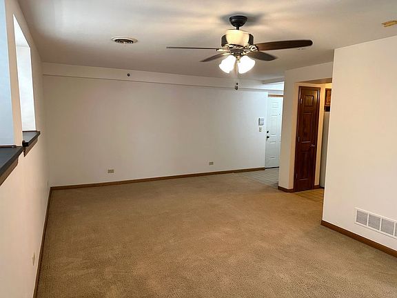 5th image of 730 N Seminary Ave APT 1D