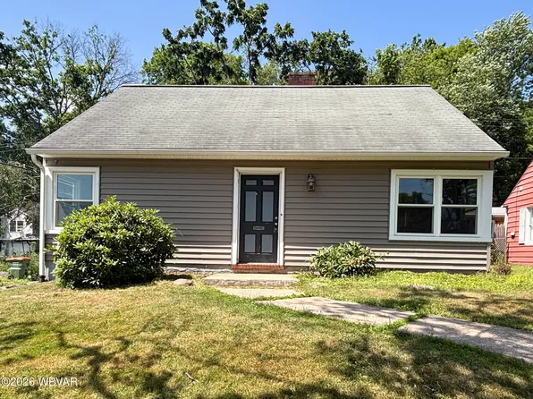 41 Charlotte St, Williamsport, PA 17701
