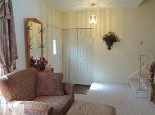2426 Darby Dr, Lansing, MI 48906