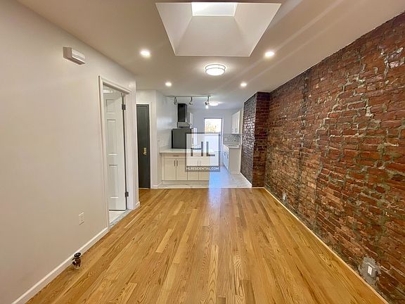 5th image of 4 Wyckoff St #3