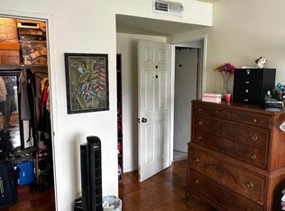 5851 Quantrell Ave APT 402, Alexandria, VA 22312