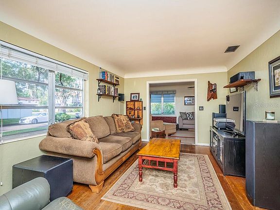 3rd image of 6001 17th Ave S