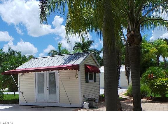 5th image of 3103 E Riverbend Resort Blvd