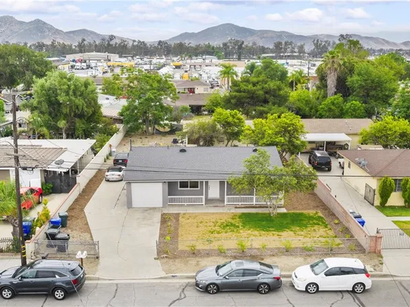 15411 Rosemary Dr, Fontana, CA 92335